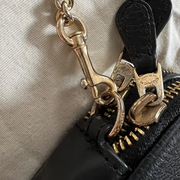 Coach Crossbody Pouch with Gold Chain  Black Leather Bag - Picture 6 of 12